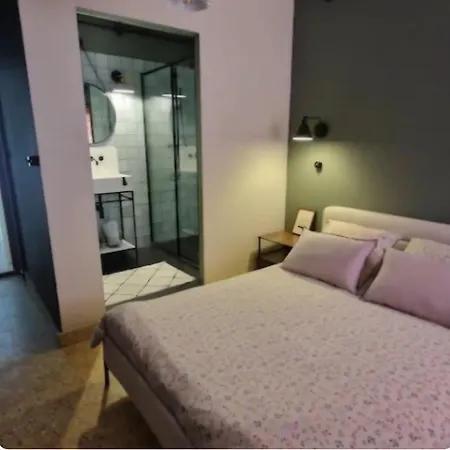 Casa Olmu With Its Private Swimming Pool And Garden Semesterbostad *